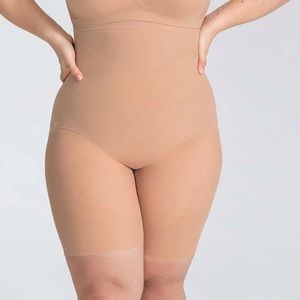 HoneyLove SuperPower Short size M